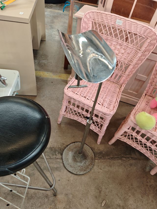 Taburete médico vintag.....