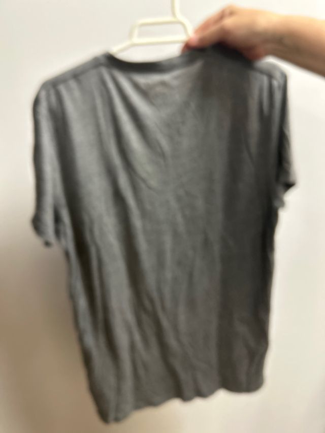 Camiseta Hollister gris talla S