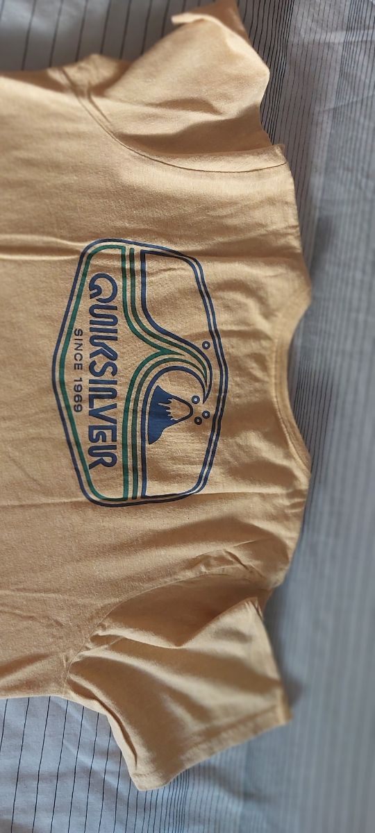 Camiseta Quiksilver beige