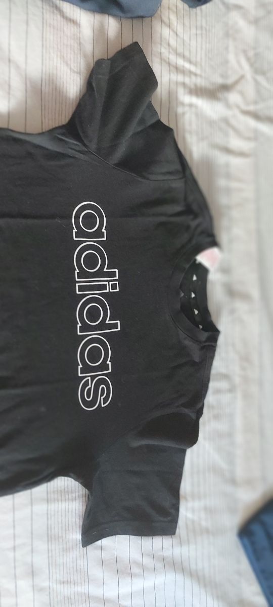 Camiseta Adidas negra - Talla 15/16 164cm