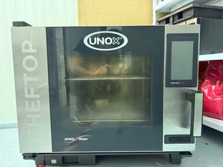 Horno Unox ChefTop - 5 bandejas