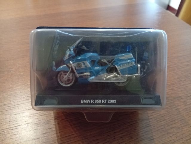 Modellino BMW R 850 RT Polizia 2003