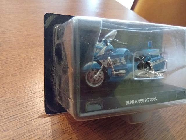Modellino BMW R 850 RT Polizia 2003