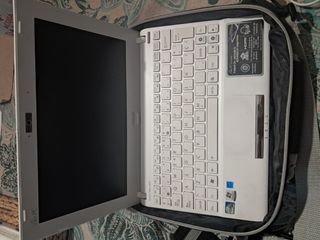 Portátil Asus blanco - Netbook