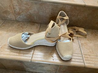 Alpargatas beige de esparto