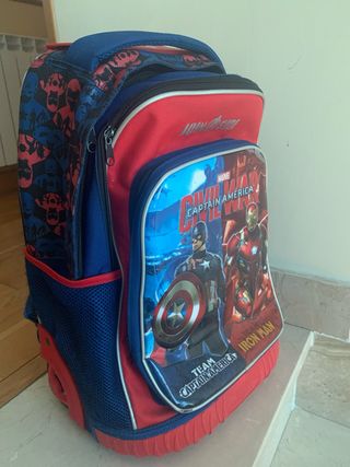 Mochila escolar Capitán América
