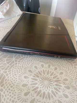 MSI GP63 Leopard 8RE i7