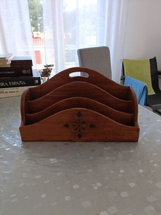 Portacartas madera vintage