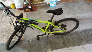 Bicicletas: Niño y adulto
