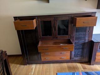 Mueble aparador madera maciza marrón