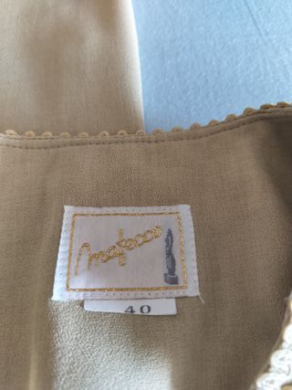 Vestido beige con chaqueta