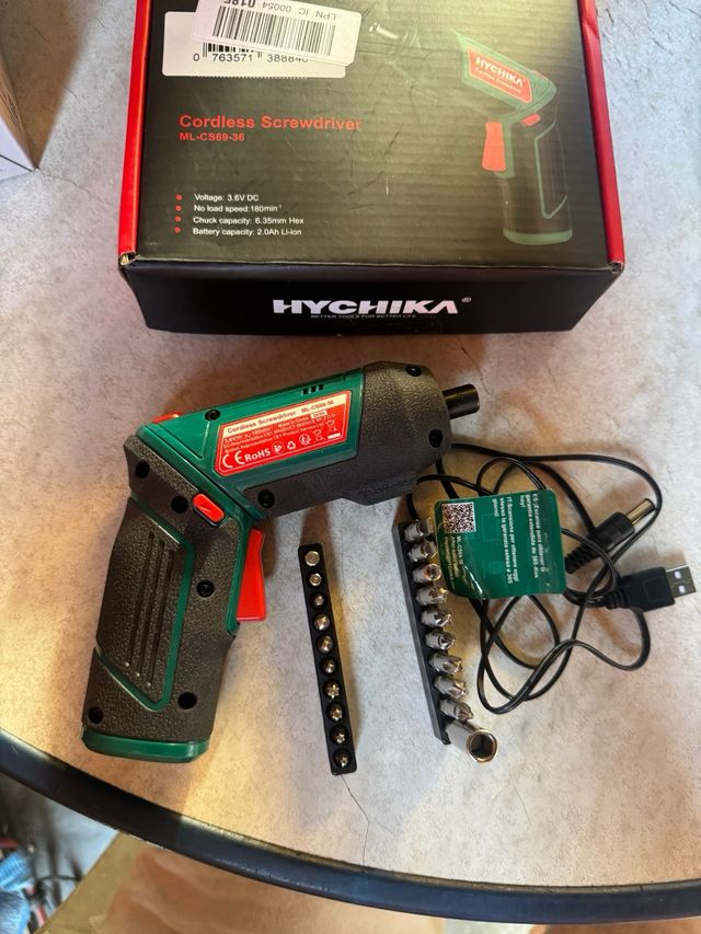 Destornillador HYCHIKA inalámbrico
