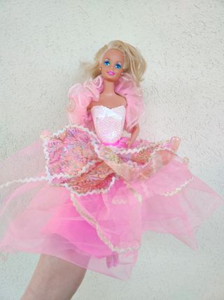 Barbie Vintage Costume ball 1990