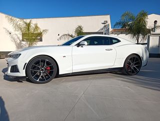 Chevrolet Camaro 2015