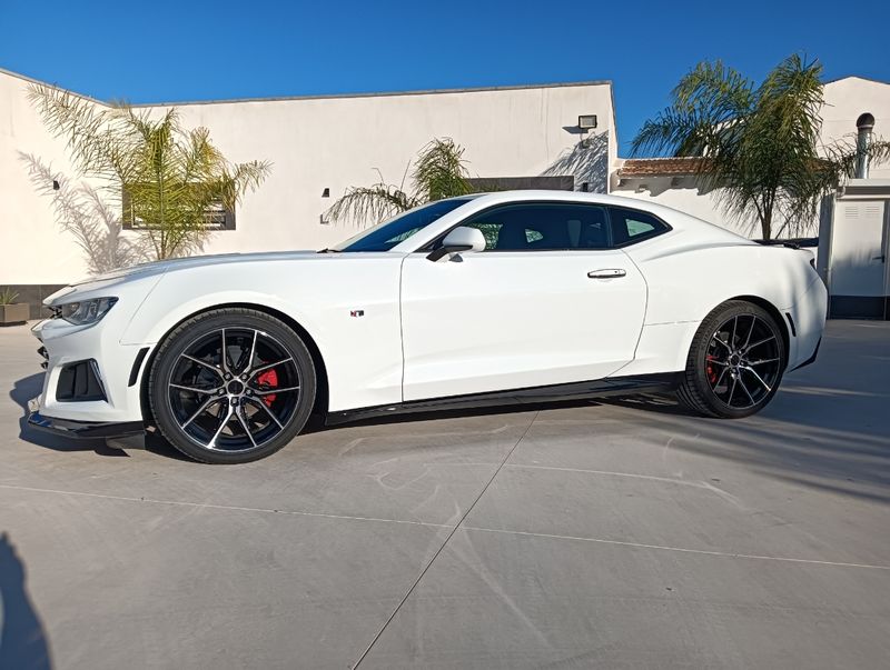 Chevrolet Camaro 2015 - foto 1