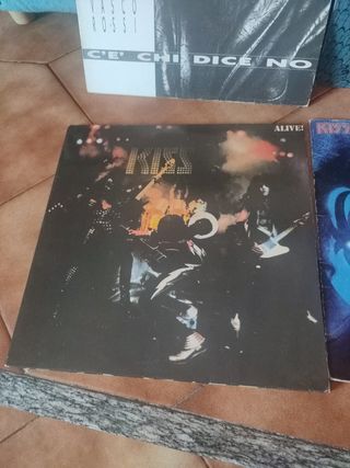 Vinili Rock: Kiss, Vasco Rossi