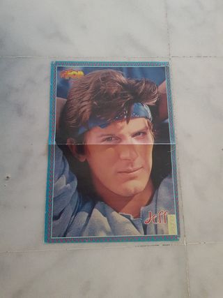 Posters V - Serie TV super pop y tele indiscreta