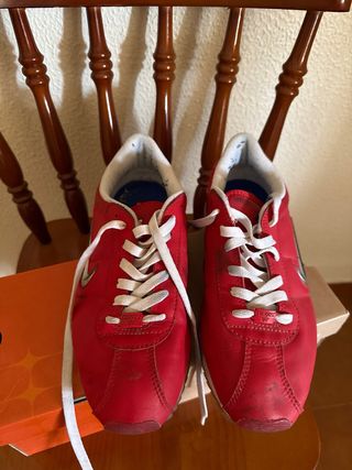 Zapatillas Nike Cortez rojas