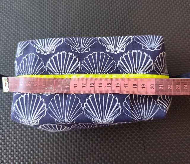 Neceser conchas - azul y amarillo