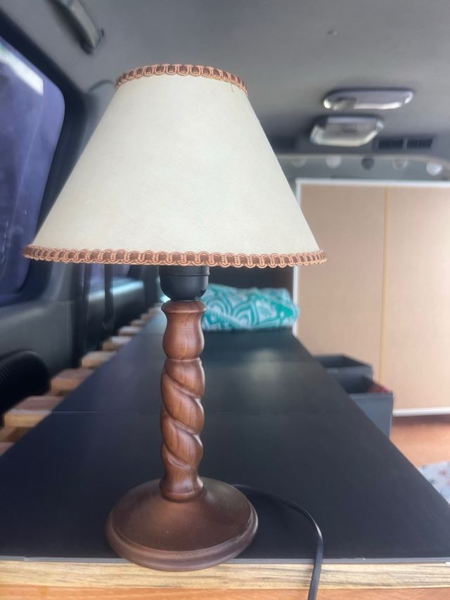 Lampara madera - Mesilla noche