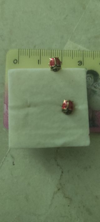 Pendientes mariquita bebé - oro, rojo