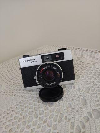 Cámara Voigtländer VF 135