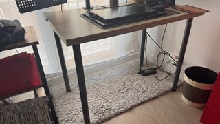 Mesa escritorio marrón - metal y madera