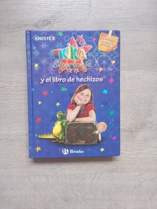 Kika Superbruja y el libro de hechizos (EDICIÓN...