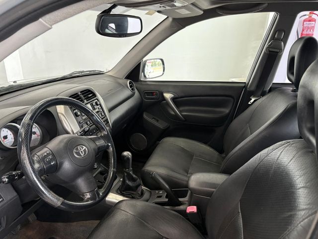 Toyota RAV4 2004