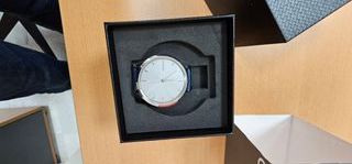 Garmin vivomove Luxe Azul y Plata