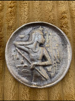 Medalla egipcia metal plata