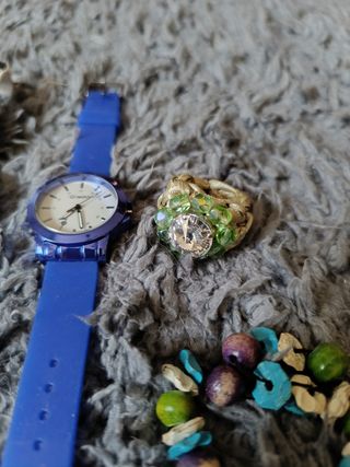 3 Orologi + Gioielli: Lotto Accessori
