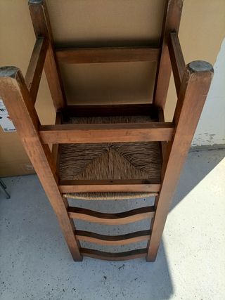 Silla madera enea marrón