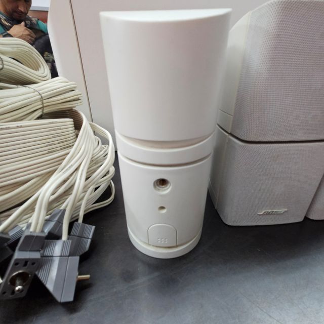 Bose Acoustimass 10 Series II Blanco