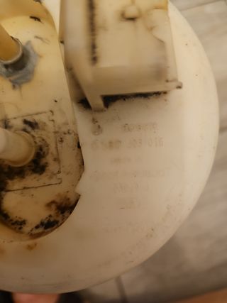 Bomba Combustible usada