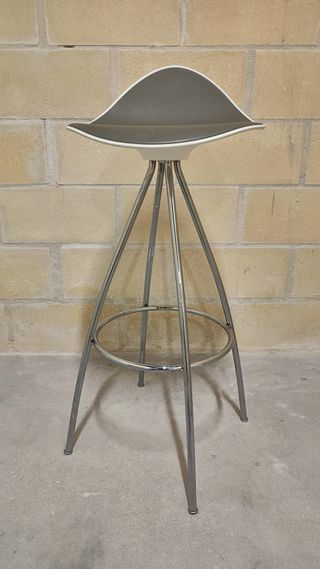 Lote 4 taburetes Stua Onda originales – diseño mod