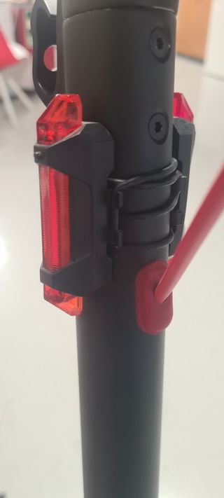 Patinete Xiaomi Pro eléctrico + Cargador original.