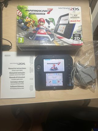 Nintendo 2DS Azul & Negro + Mario Kart 7