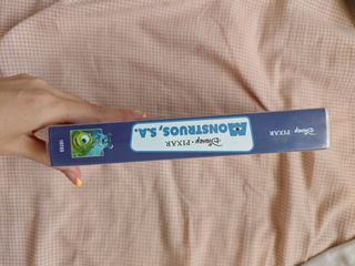 VHS Monstruos S.A. (Español)