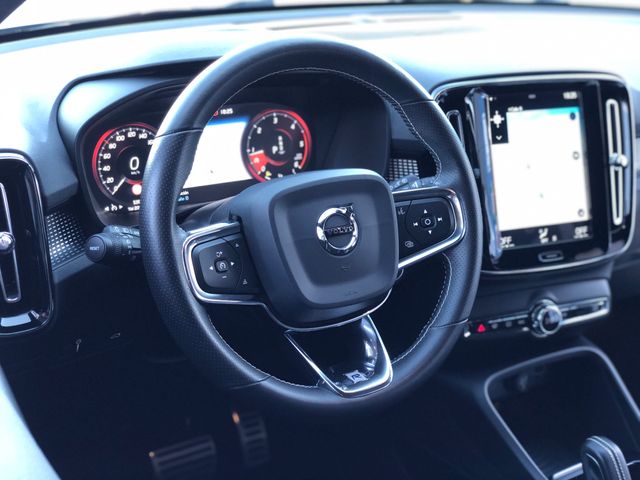 VOLVO XC40 2.0 D3 RDESIGN AUTO.