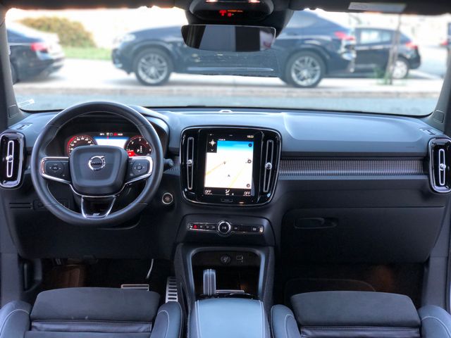 VOLVO XC40 2.0 D3 RDESIGN AUTO.