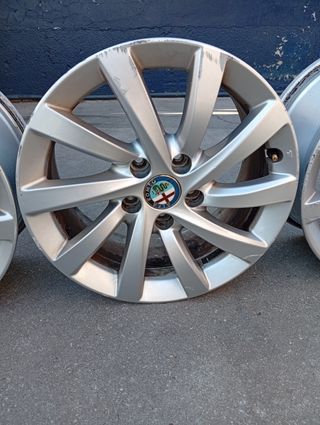 Llantas originales 16" de Alfa Romeo Giulietta 