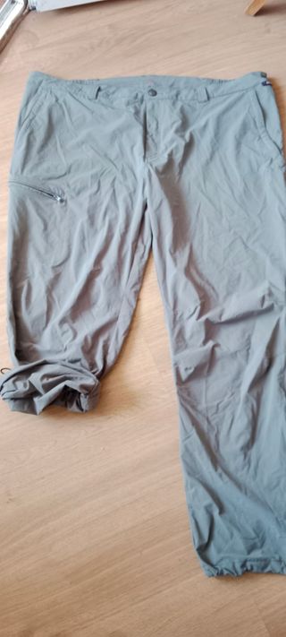 Pantaloni verdi da escursionismo uomo