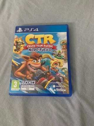 PS4: Crash Team Racing + Street Fighter