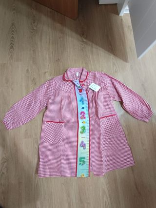 Bata escolar de cuadros 7 años