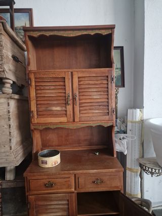 Armario vintage de madera