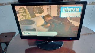 Televisor LG 22" Flatron M22WD