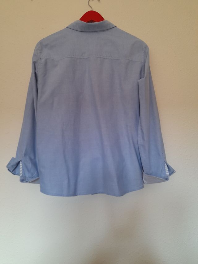 Camisa azul - Bolsillos - Puños rayas