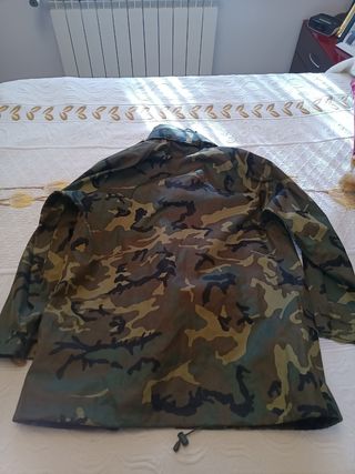 Chaquetón camuflaje.
