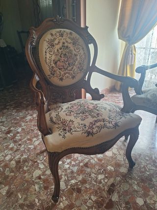 Sofá y 2 sillones isabelinos